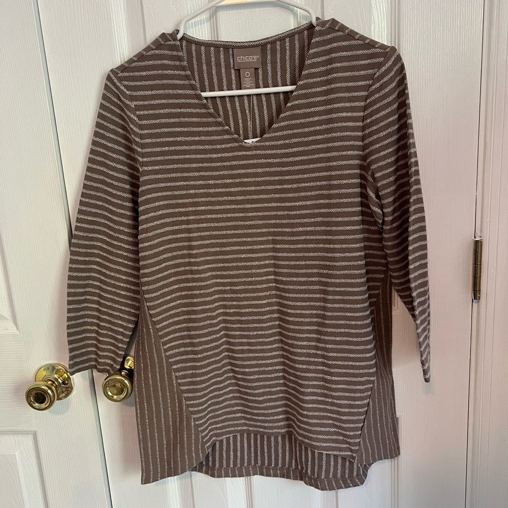 NWT Chico's Womens 0 V-Neck‎ 3/4 Sleeve Striped Taupe Top